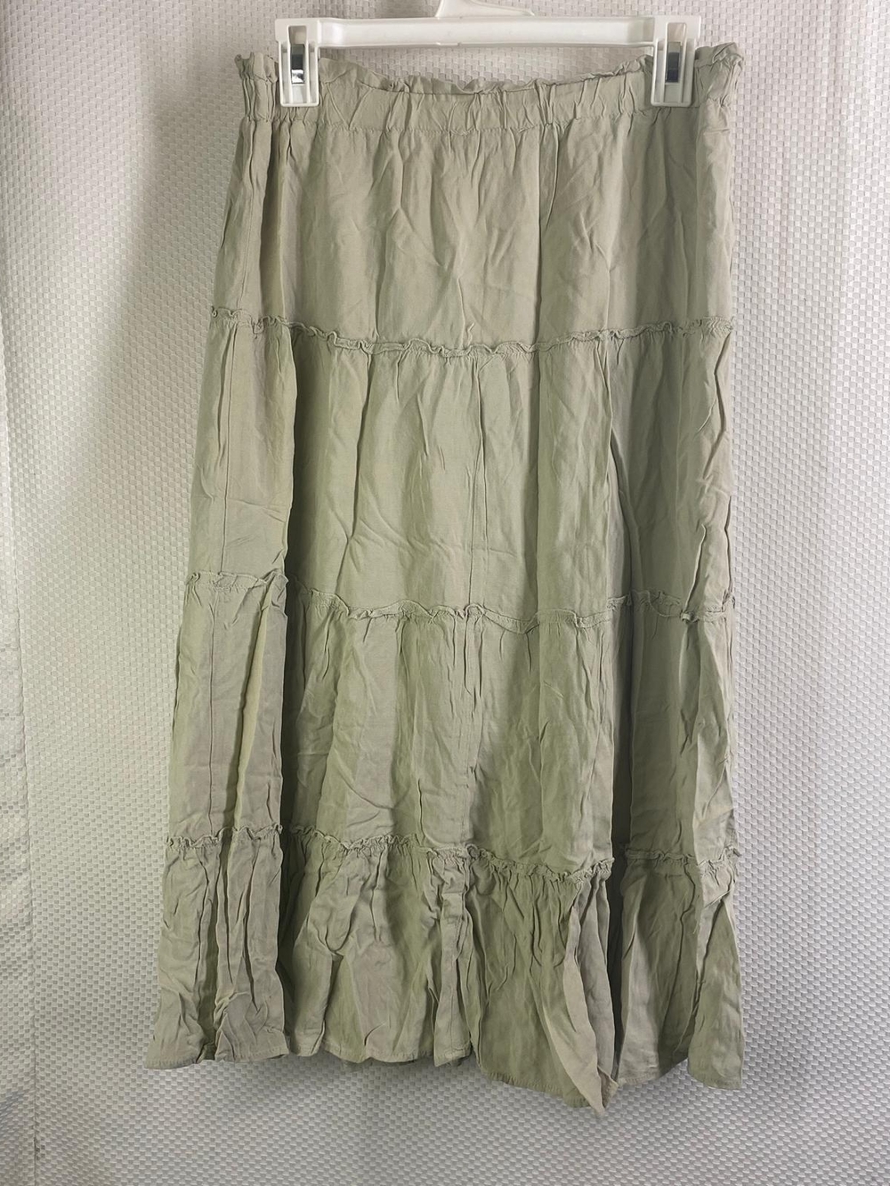 Love Tree Sage Green Tiered Maxi Skirt Size M - Picture 2 of 5